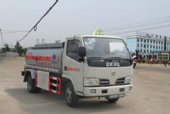 東風(fēng)小多利卡加油車圖片