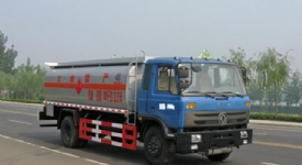 東風(fēng)145油罐車圖片